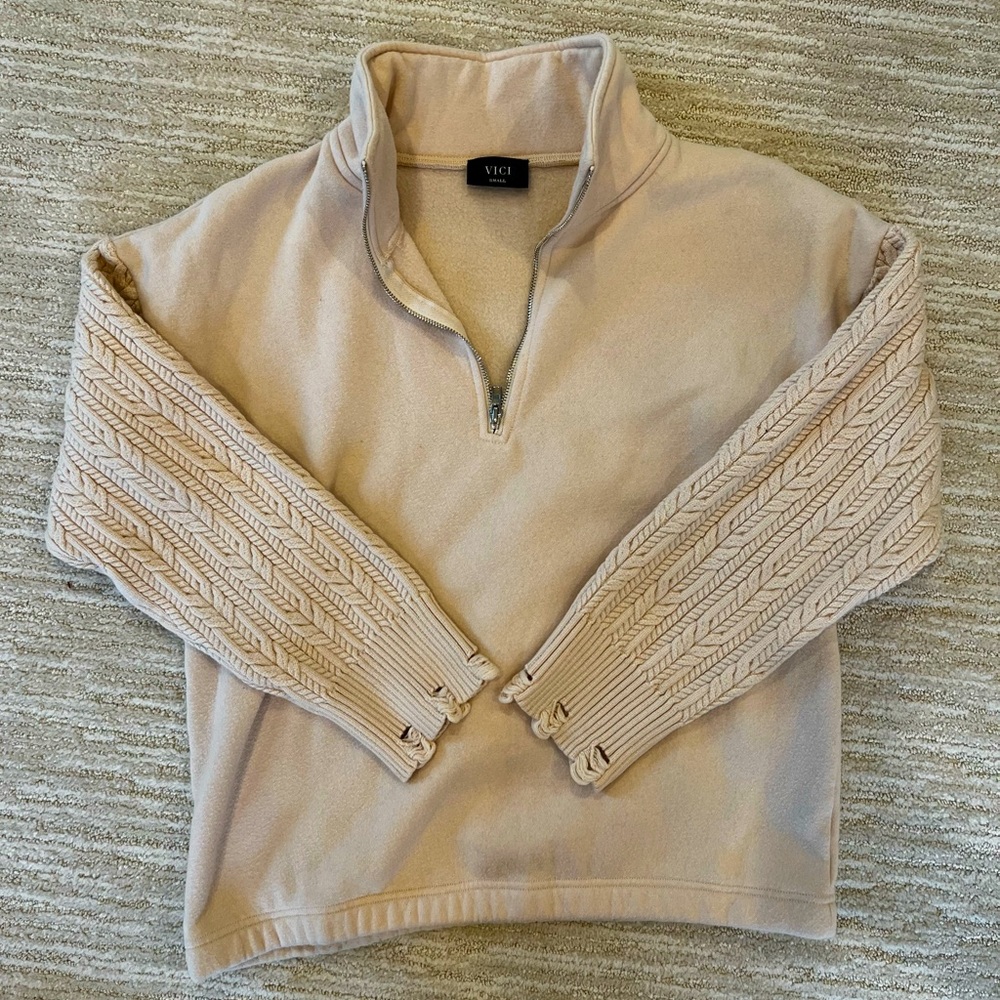 Vici half zip pullover